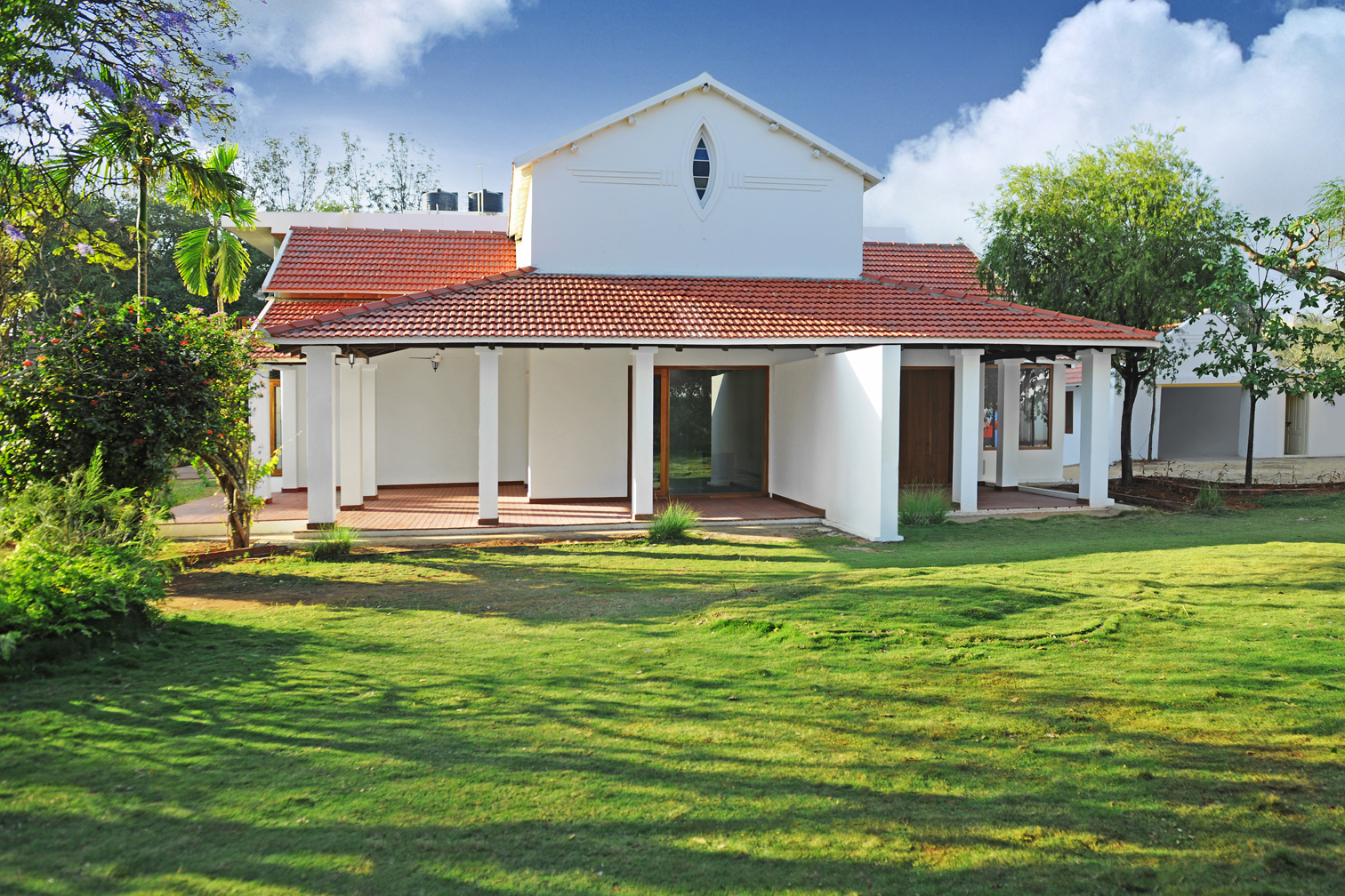 The Whitefield Inn — Banquet Hall in Bangalore (on-site parking, in-house decoration, bar service available, 3.9★ rated)