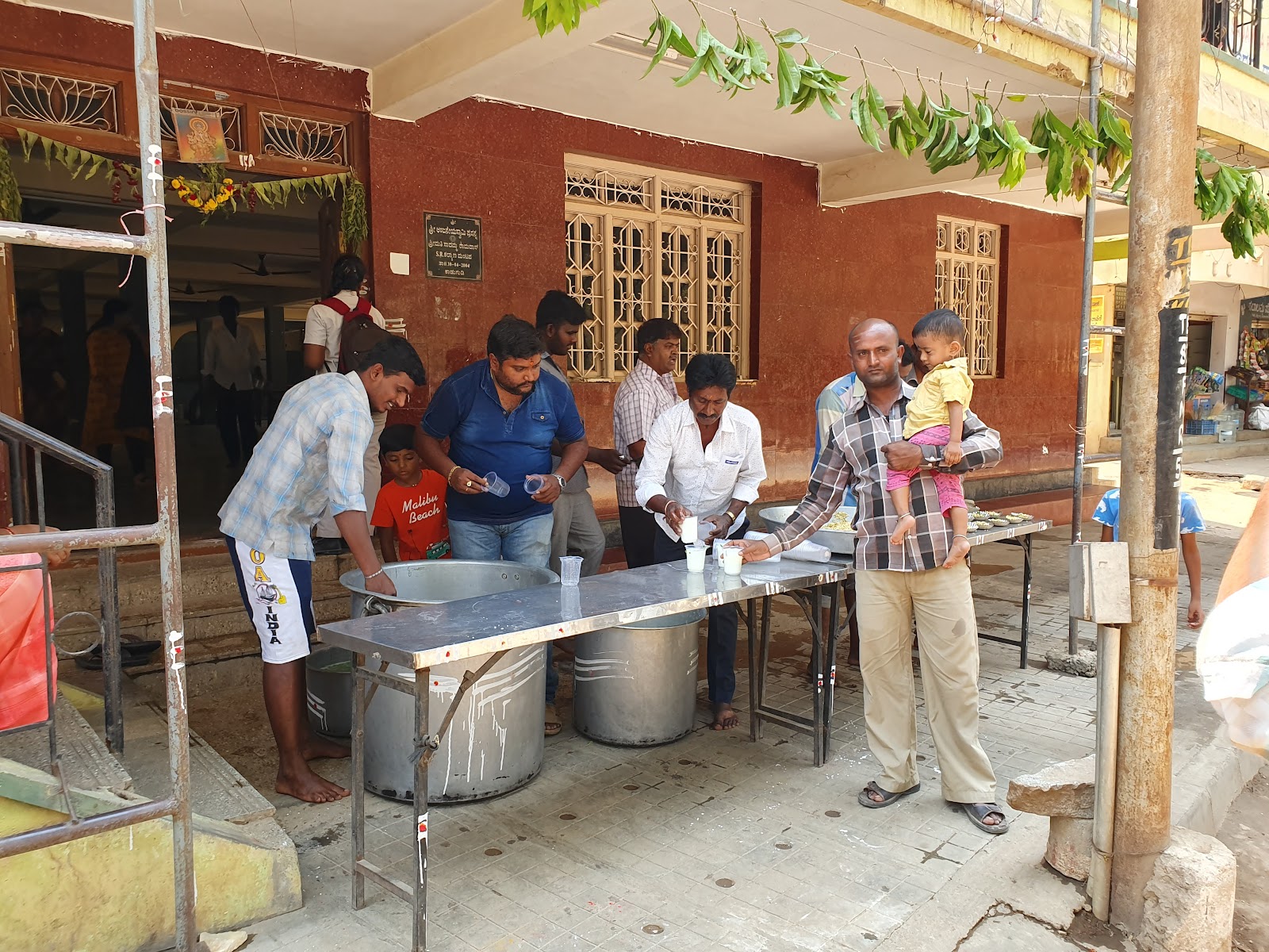Sadamma Ramdasa Kalyana Mantapa — Banquet Hall in Whitefield, Bangalore (on-site parking, in-house decoration, DJ permitted, bar service available) — photo 4