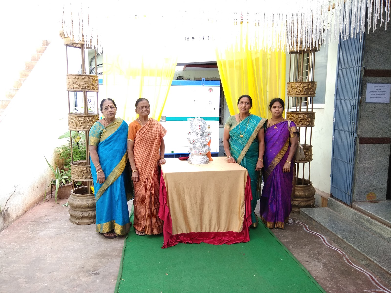 Kuruhina Setty Kendra Sangha — Banquet Hall in Basavanagudi, Bangalore (on-site parking, in-house decoration, DJ permitted, bar service available) — photo 2