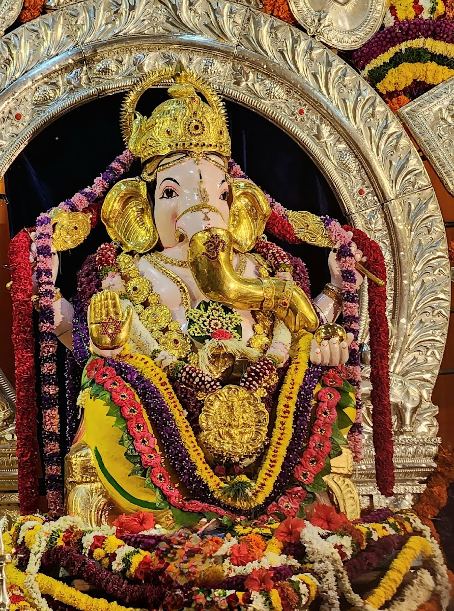 Dwarakanatha Bhavana Committee — Banquet Hall in Bangalore (on-site parking, in-house decoration, DJ permitted, bar service available)