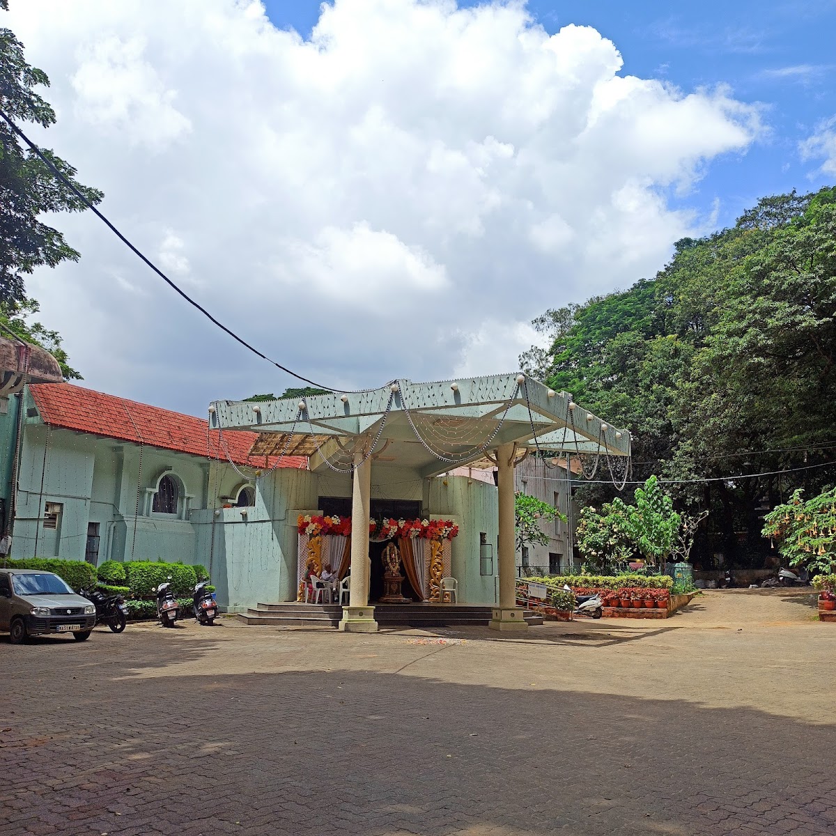 Sri Dharmastala Manjunatha Swamy Kalyana Mantapa — Banquet Hall in Basavanagudi, Bangalore (on-site parking, in-house decoration, DJ permitted, bar service available) — photo 4