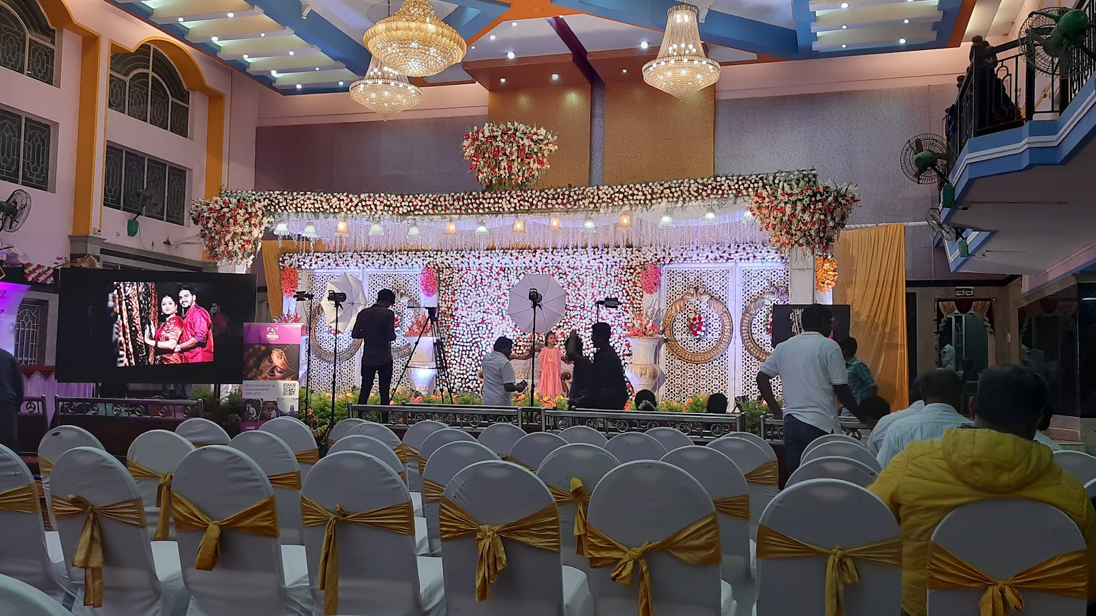 Sri Chowdeshwari Devi Kalyana Mantapa Trust — Banquet Hall in Bangalore (on-site parking, in-house decoration, DJ permitted, bar service available)
