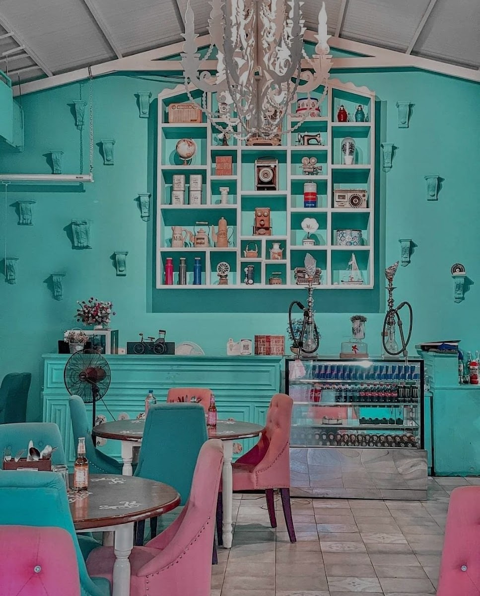 5th Avenue Cafe — Restaurant in Koramangala, Bangalore (on-site parking, in-house decoration, DJ permitted, bar service available) — photo 4