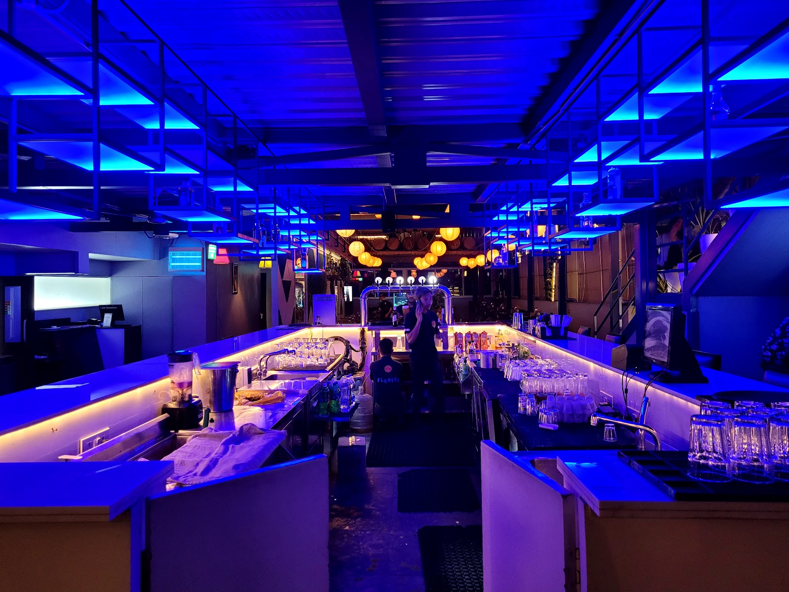 Levitate Brewery And Kitchen — Pub/Bar in Koramangala, Bangalore (on-site parking, in-house decoration, DJ permitted, bar service available) — photo 3