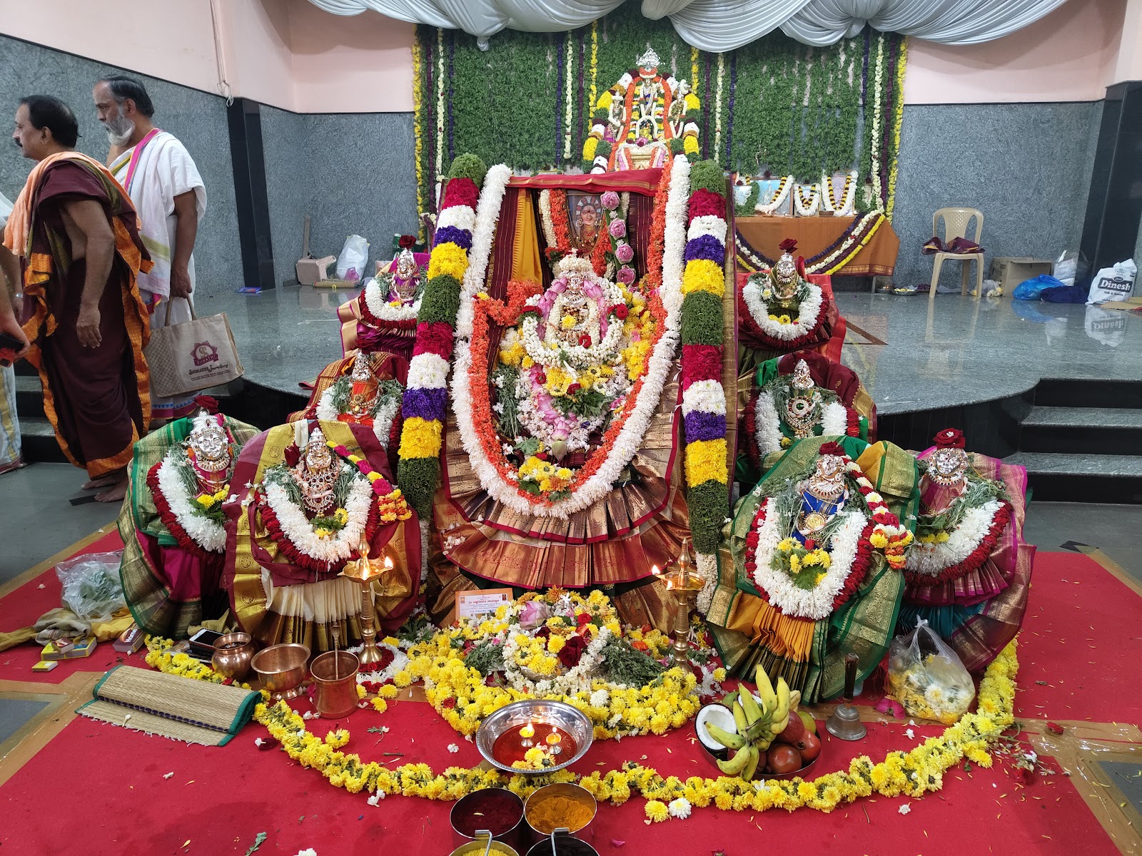 Sri Sai Pushpanjali Kalyan Mantap — Banquet Hall in JP Nagar, Bangalore (on-site parking, in-house decoration, DJ permitted, bar service available) — photo 3