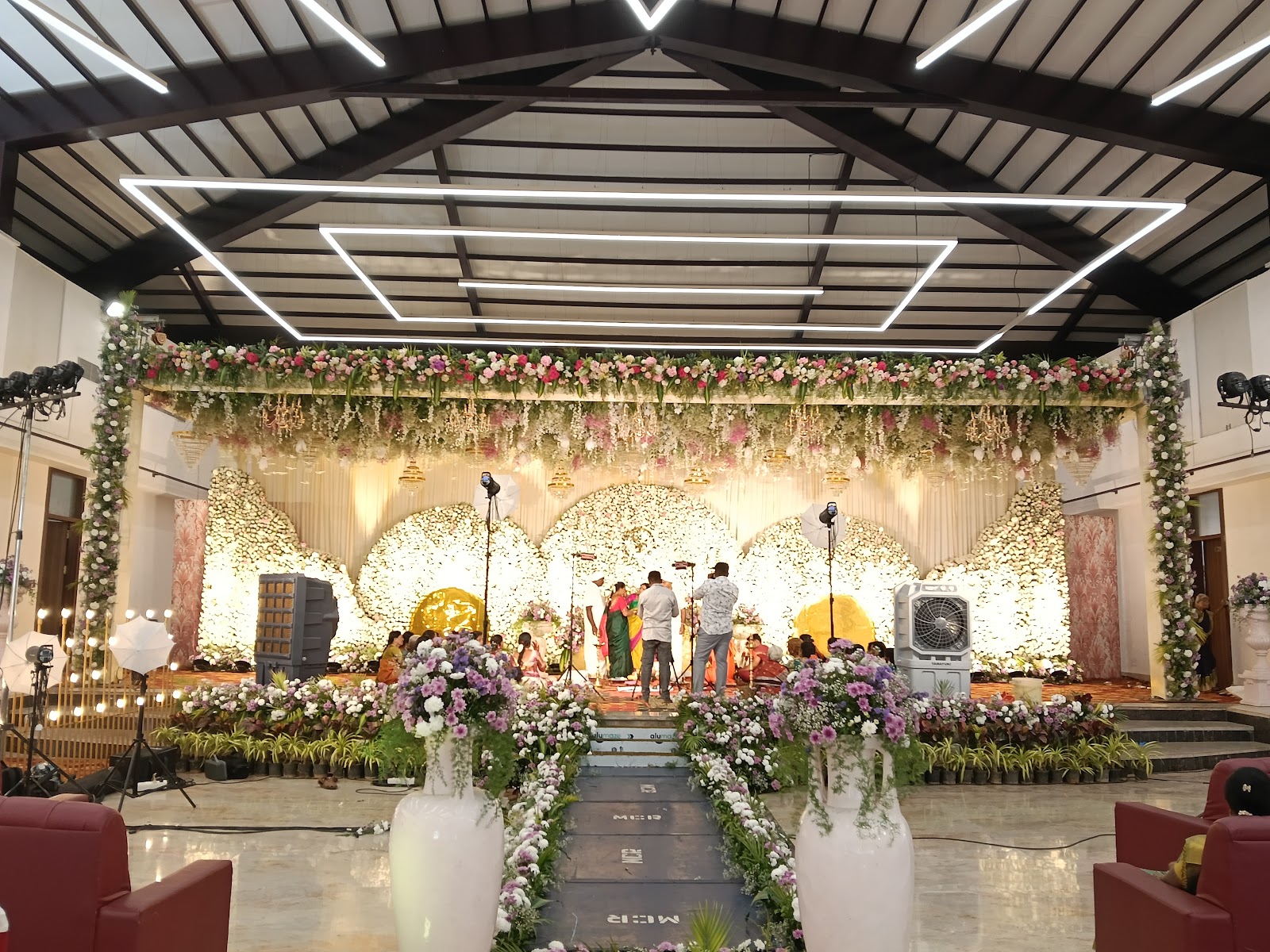 Vistar Pavithra Vivaha Convention Hall — Banquet Hall in Anekal, Bangalore (on-site parking, in-house decoration, DJ permitted, bar service available) — photo 2