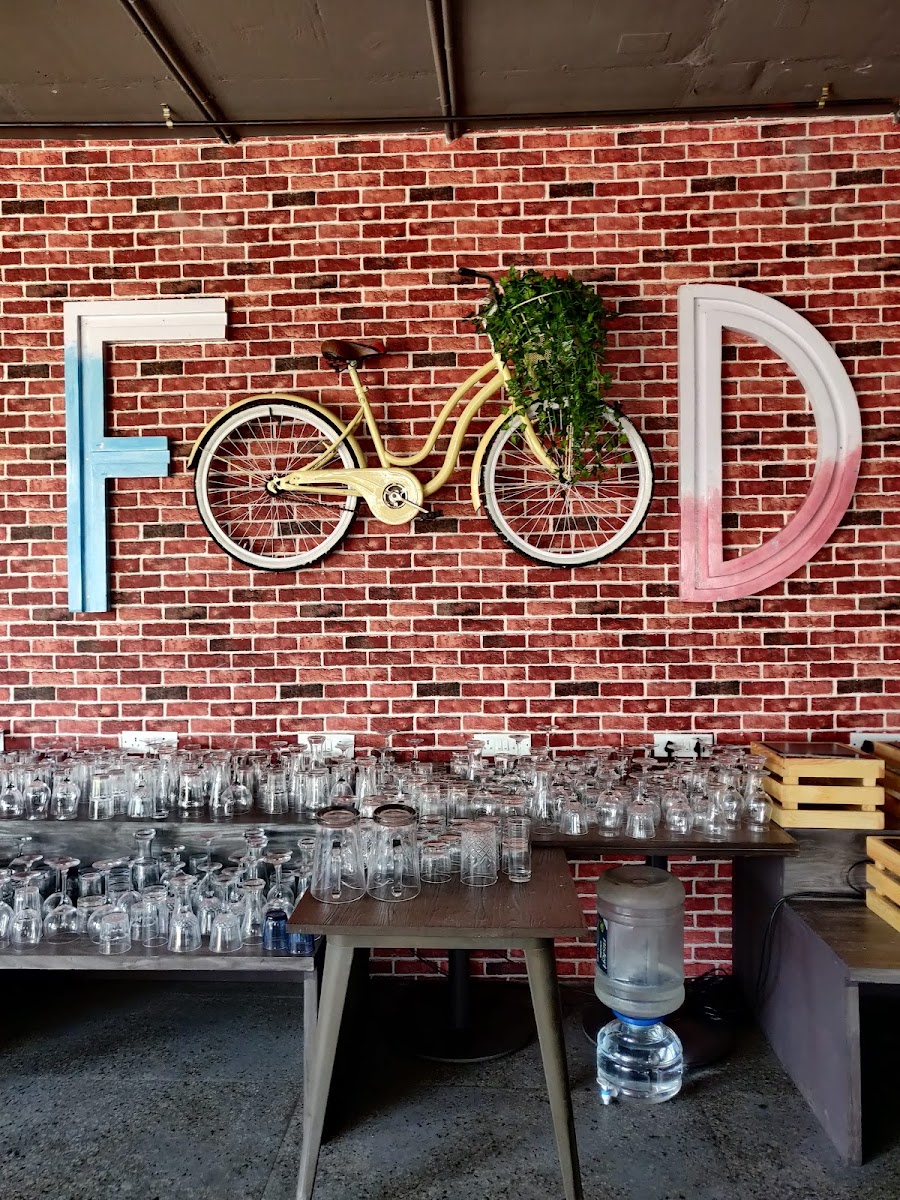 BLR Brewing Co · Electronic City — Banquet Hall in Electronic City, Bangalore (on-site parking, in-house decoration, DJ permitted, bar service available) — photo 2