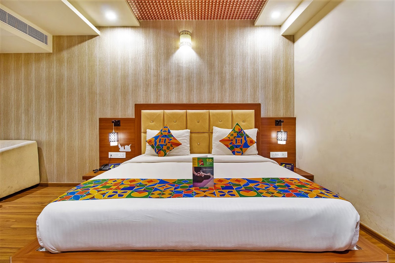 Royal Stay — Banquet Hall in Mahadevapura, Bangalore (on-site parking, in-house decoration, outside catering allowed, bar service available) — photo 2