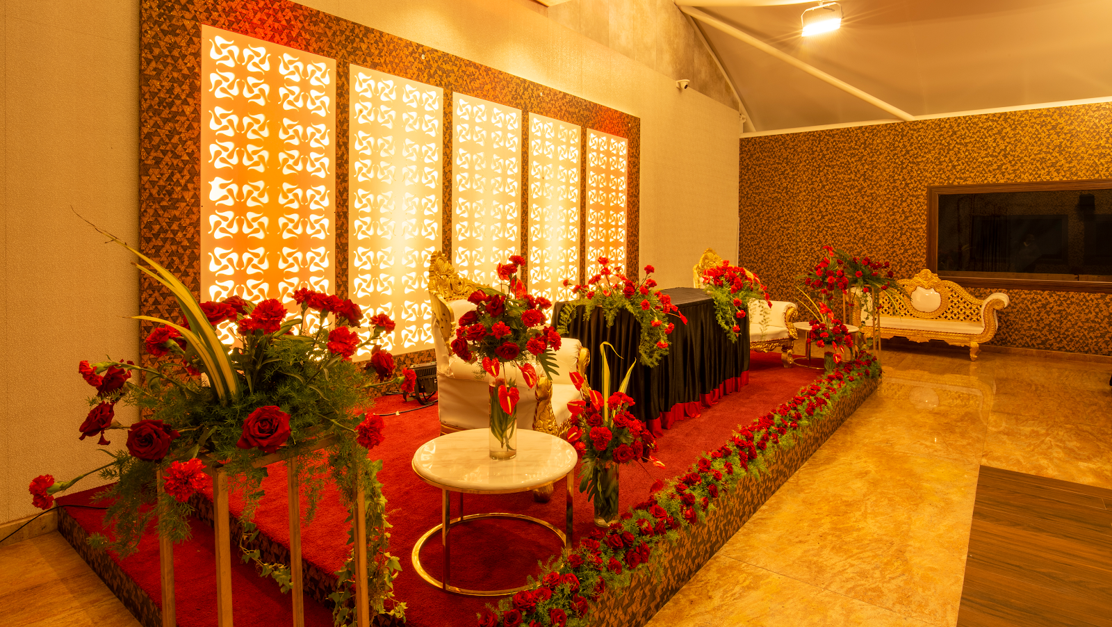 Royal Pavilion Jalsa Banquet Hall — Banquet Hall in Frazer Town, Bangalore (on-site parking, in-house decoration, bar service available, 150–250 guest capacity) — photo 3