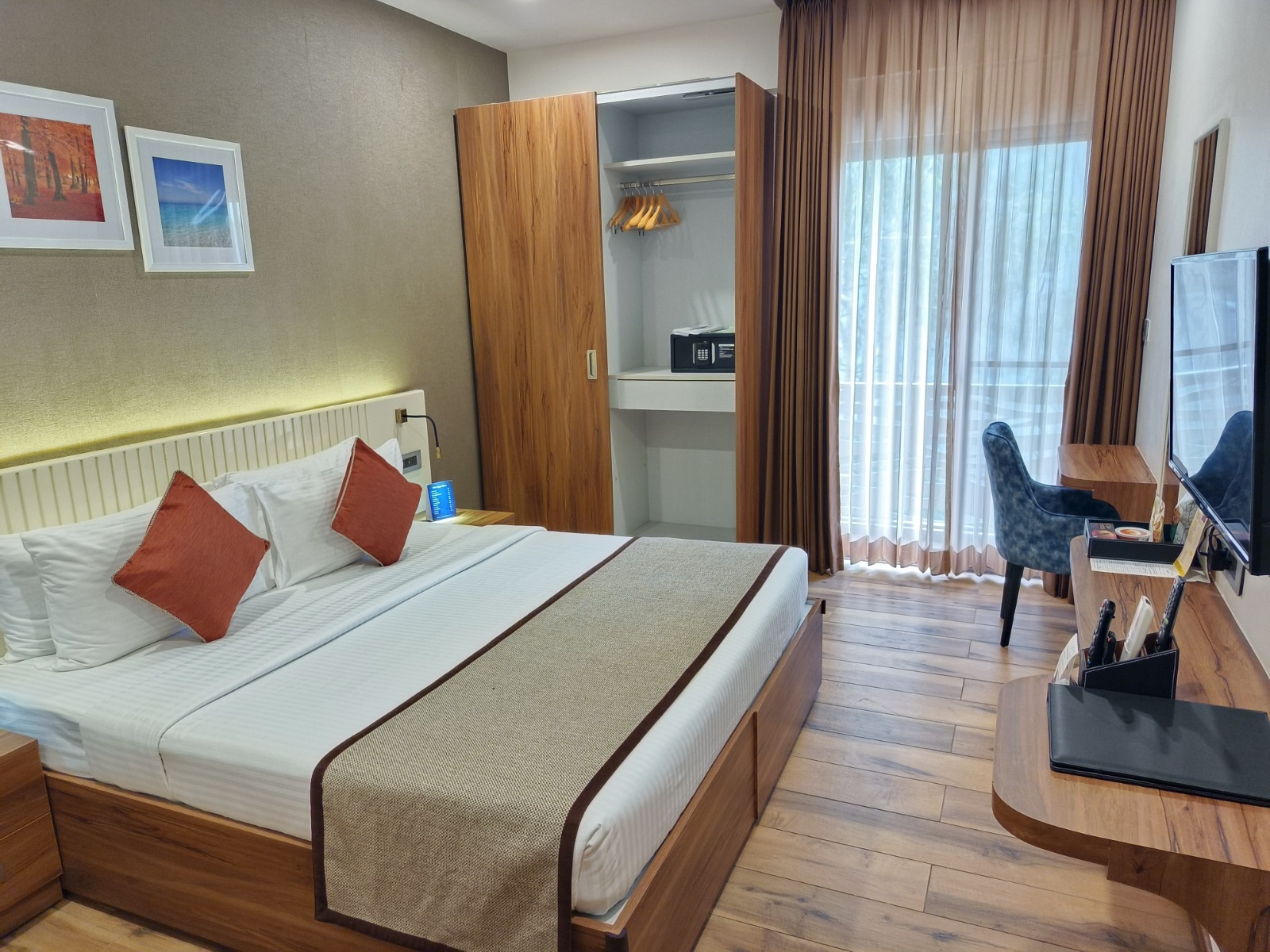 Regenta Inn Grand - ORR — Banquet Hall in Bangalore (on-site parking, in-house decoration, outside catering allowed, bar service available)