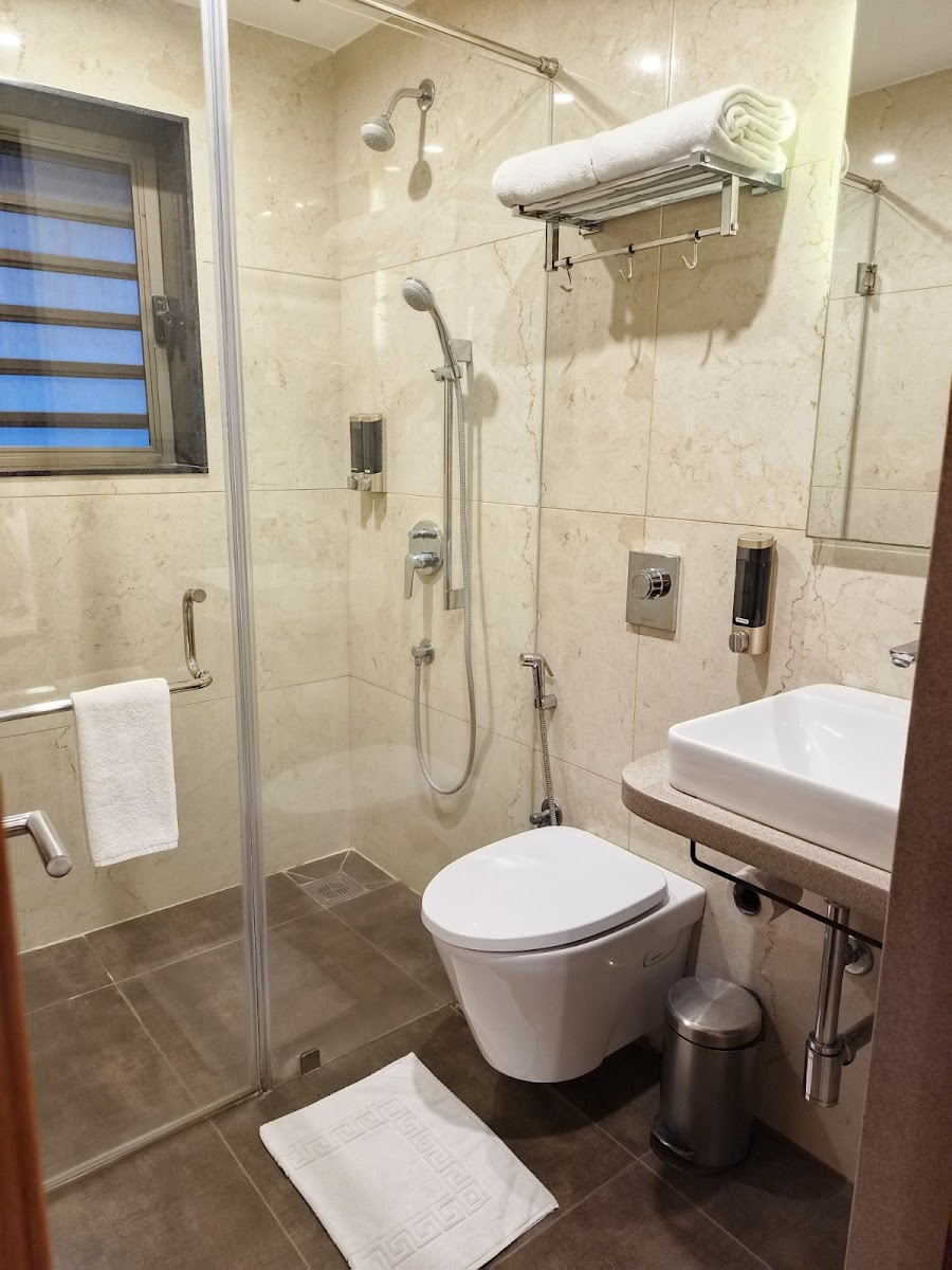 Regenta Inn Grand - ORR — Banquet Hall in Mahadevapura, Bangalore (on-site parking, in-house decoration, outside catering allowed, bar service available) — photo 3