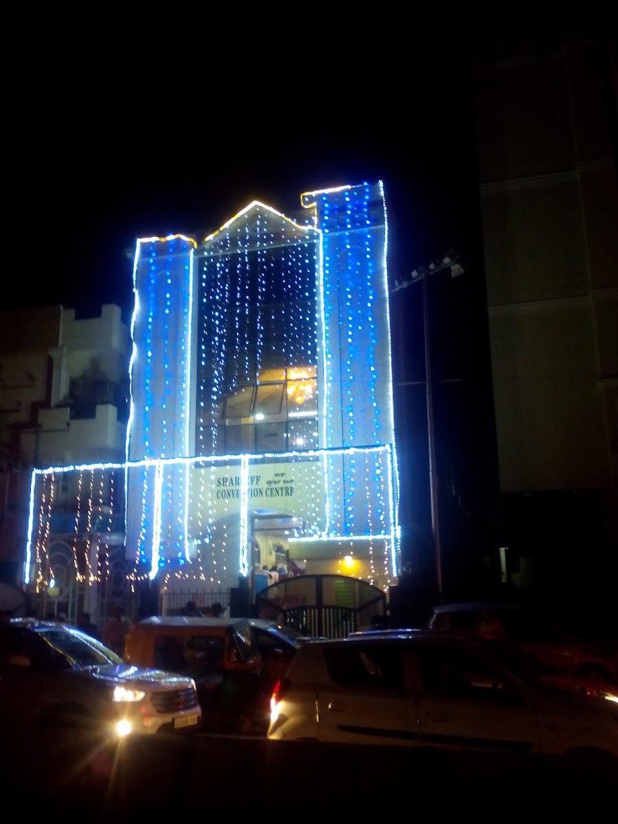 Sharieff Convention Centre — Banquet Hall in Shivajinagar, Bangalore (on-site parking, in-house decoration, DJ permitted, bar service available) — photo 3