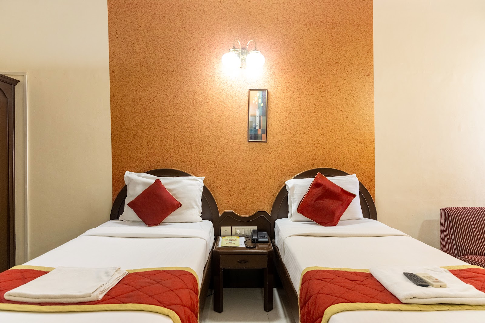 Hotel Samrat Residency — Banquet Hall in Bangalore (on-site parking, in-house decoration, bar service available, 150–250 guest capacity)