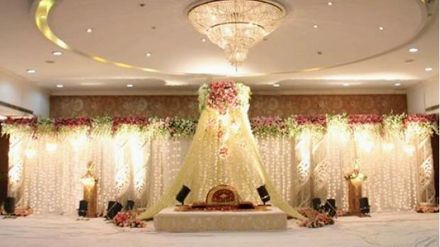 Mukhtar Manzil Convention Hall — Banquet Hall in Shivajinagar, Bangalore (on-site parking, in-house decoration, DJ permitted, bar service available)