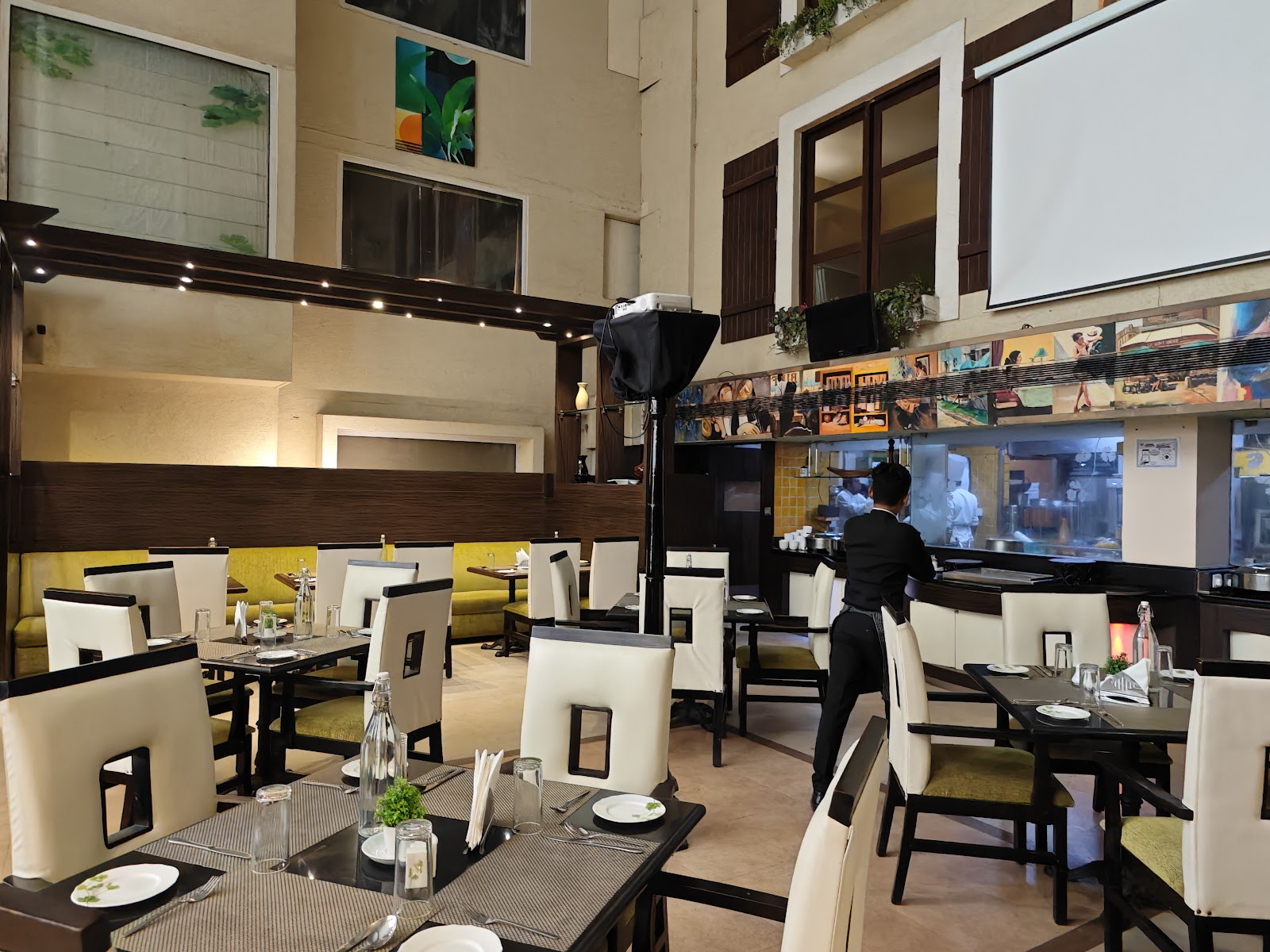 Cilantro — Banquet Hall in Koramangala, Bangalore (on-site parking, in-house decoration, DJ permitted, bar service available) — photo 4