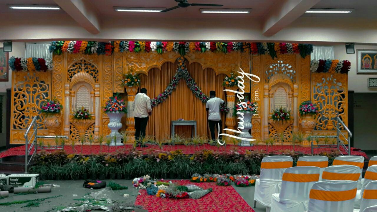 Srinivasa Kalyana Mantapa · Chamrajpet — Banquet Hall in Bangalore (on-site parking, in-house decoration, DJ permitted, bar service available)