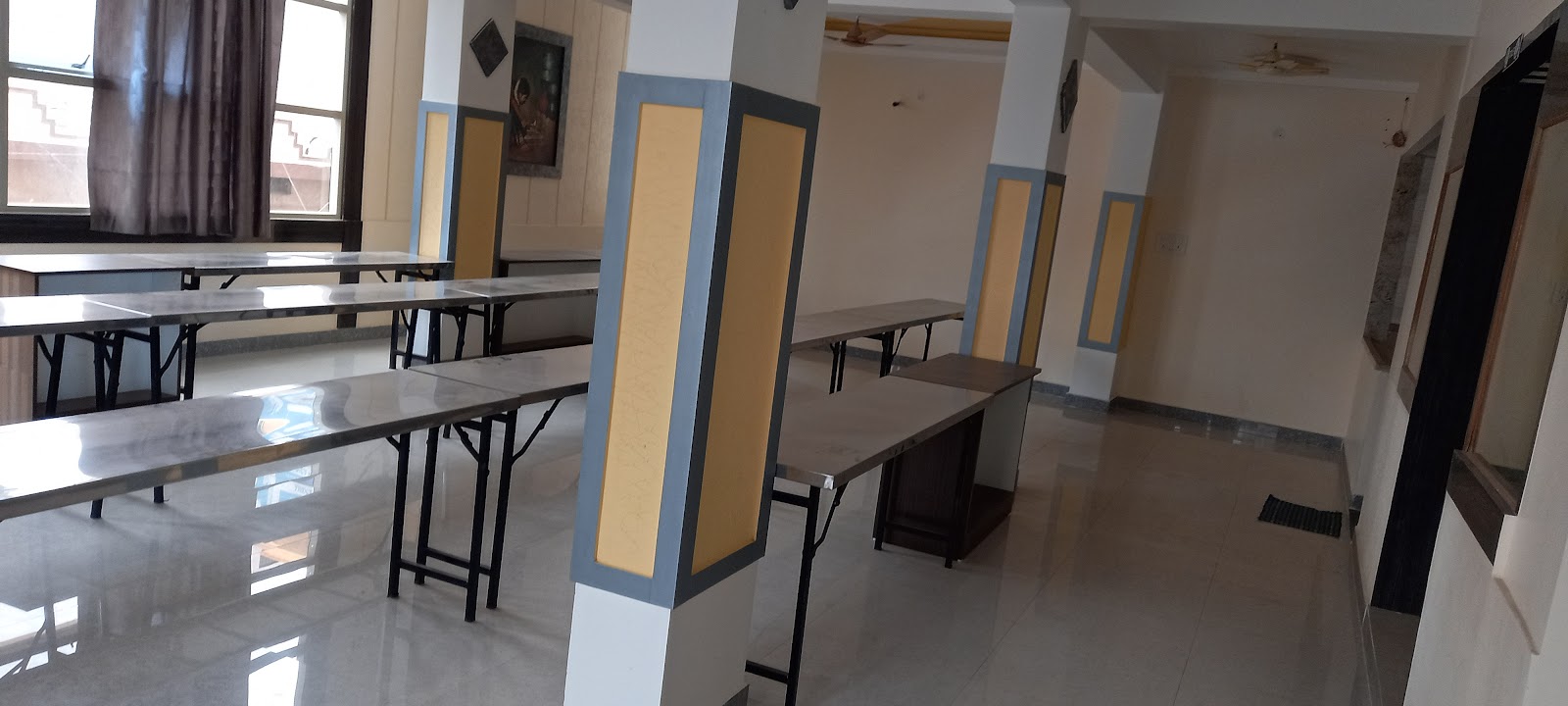 Akshaya Party Hall · Hebbal — Banquet Hall in Hebbal, Bangalore (on-site parking, in-house decoration, bar service available, 100–150 guest capacity) — photo 3