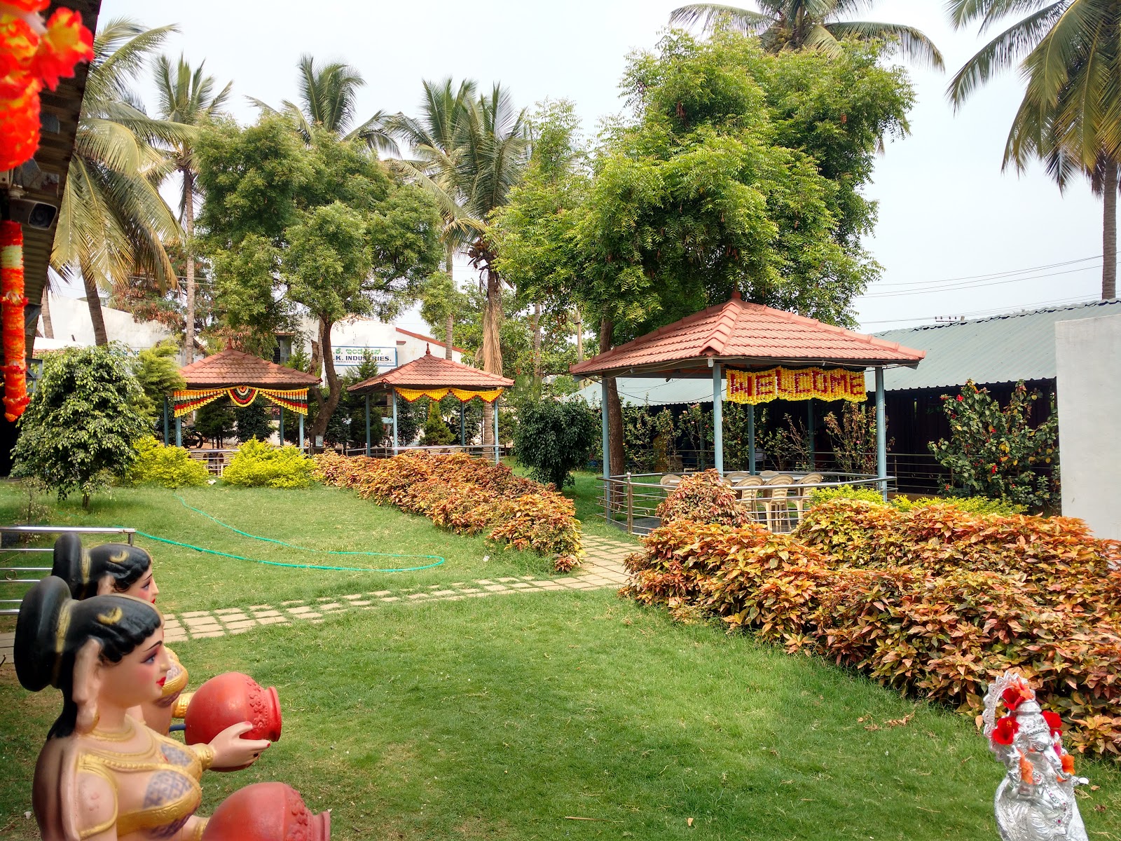 Nandini Garden Party Hall — Banquet Hall in Peenya, Bangalore (on-site parking, in-house decoration, bar service available, 150–250 guest capacity) — photo 2