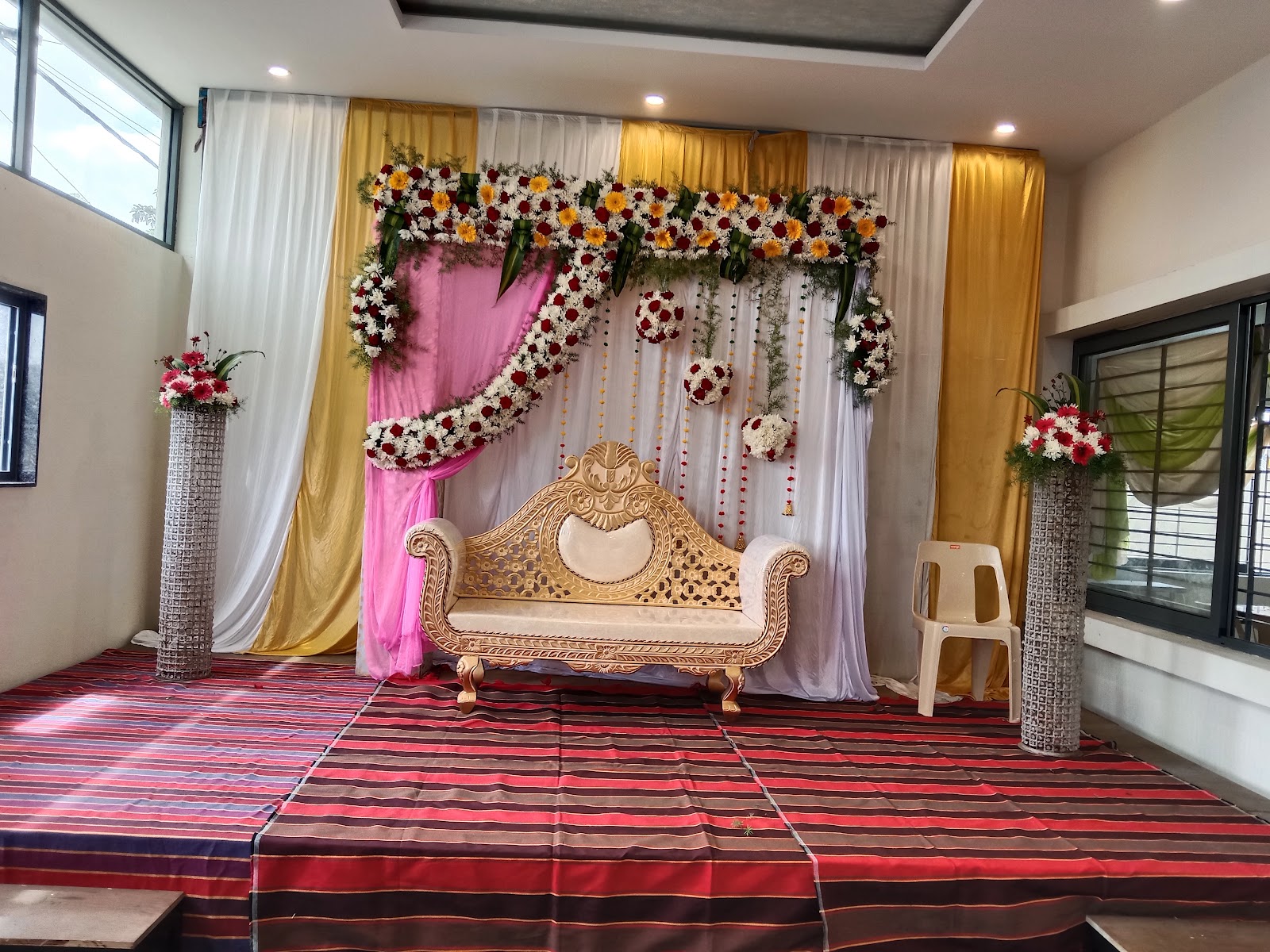Vijayalakshmi Convention Hall — Banquet Hall in Bangalore (on-site parking, in-house decoration, DJ permitted, bar service available)