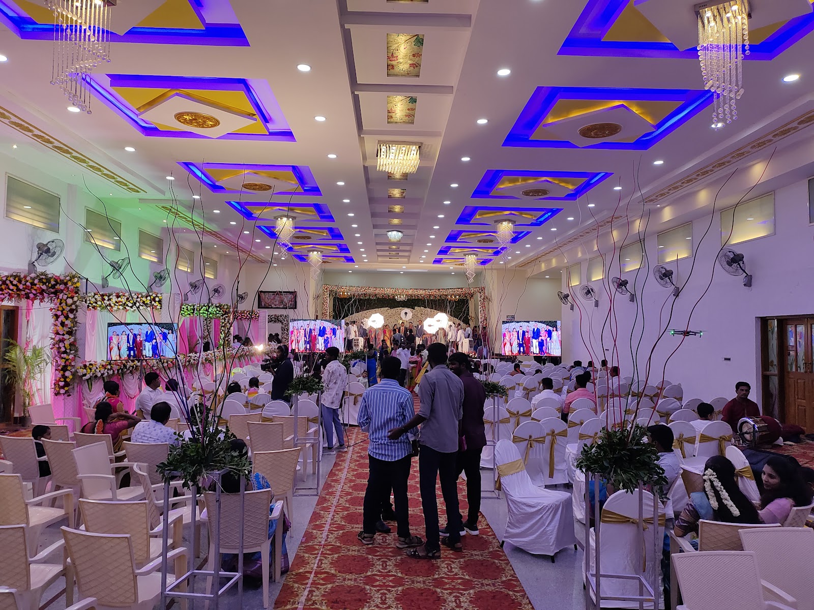Lakshmi Convention Hall · Attibele — Banquet Hall in Bangalore (on-site parking, in-house decoration, DJ permitted, bar service available)