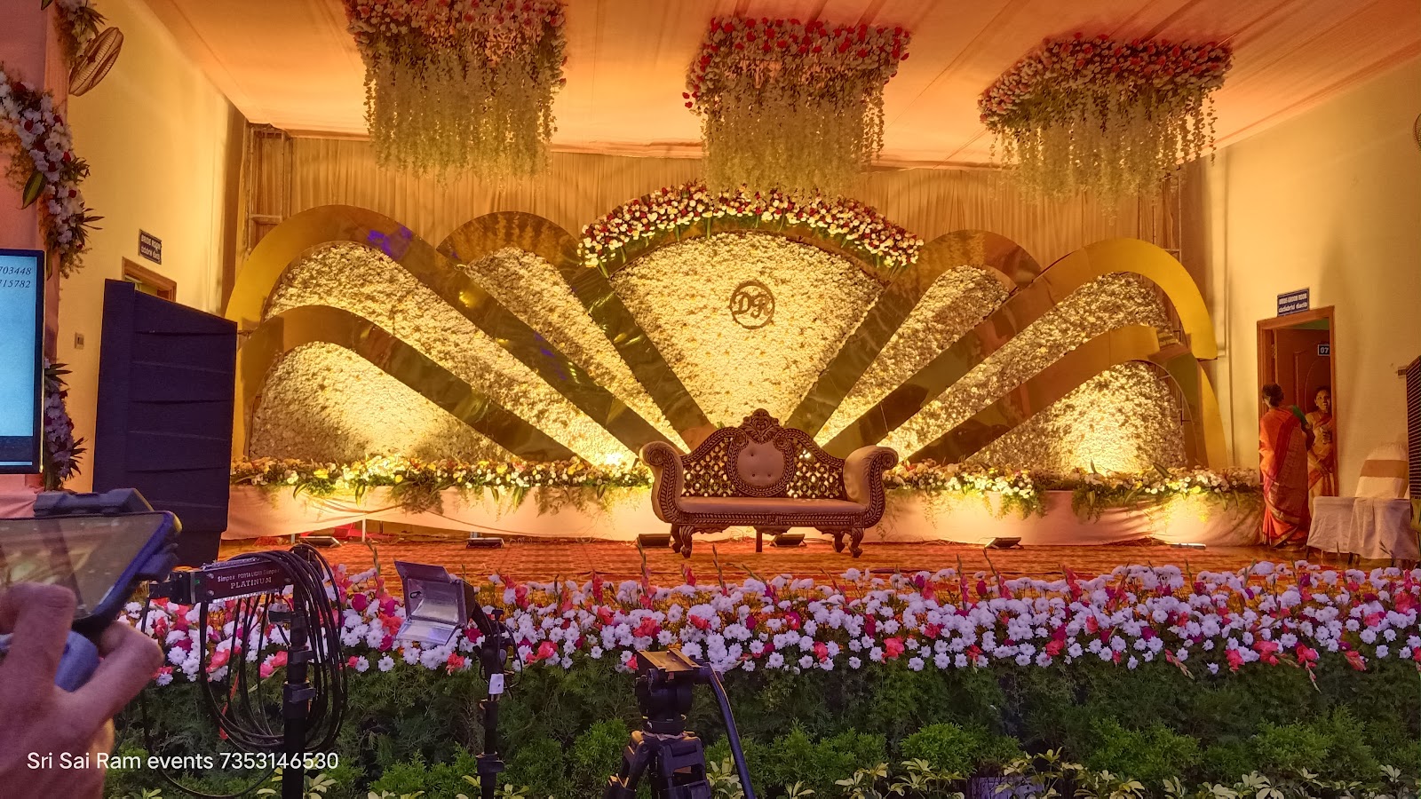 Lakshmi Convention Hall · Attibele — Banquet Hall in Attibele, Bangalore (on-site parking, in-house decoration, DJ permitted, bar service available) — photo 3
