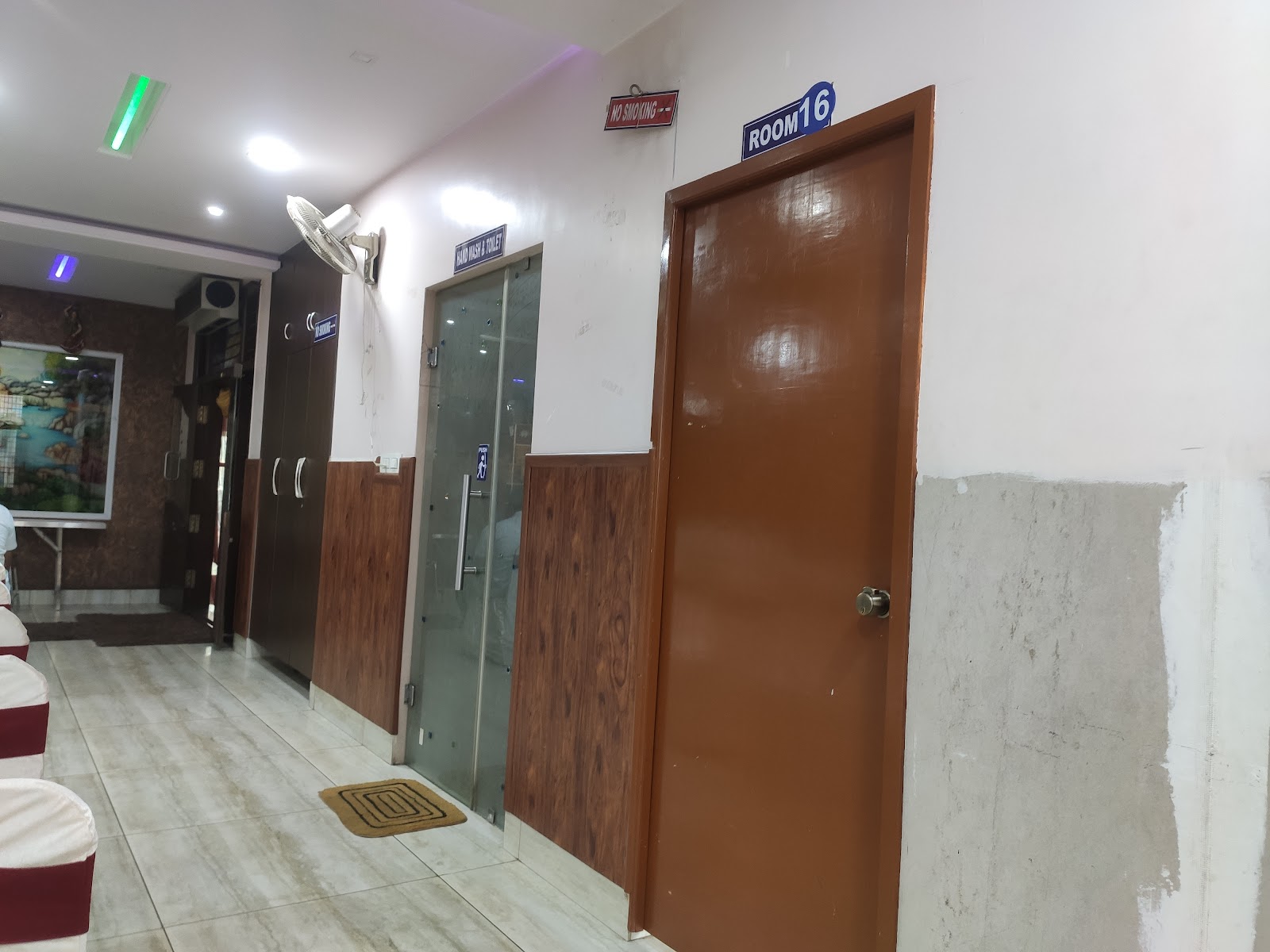 Bhairavagiri Convention Hall — Banquet Hall in Basaveshwaranagar, Bangalore (on-site parking, in-house decoration, DJ permitted, bar service available) — photo 3