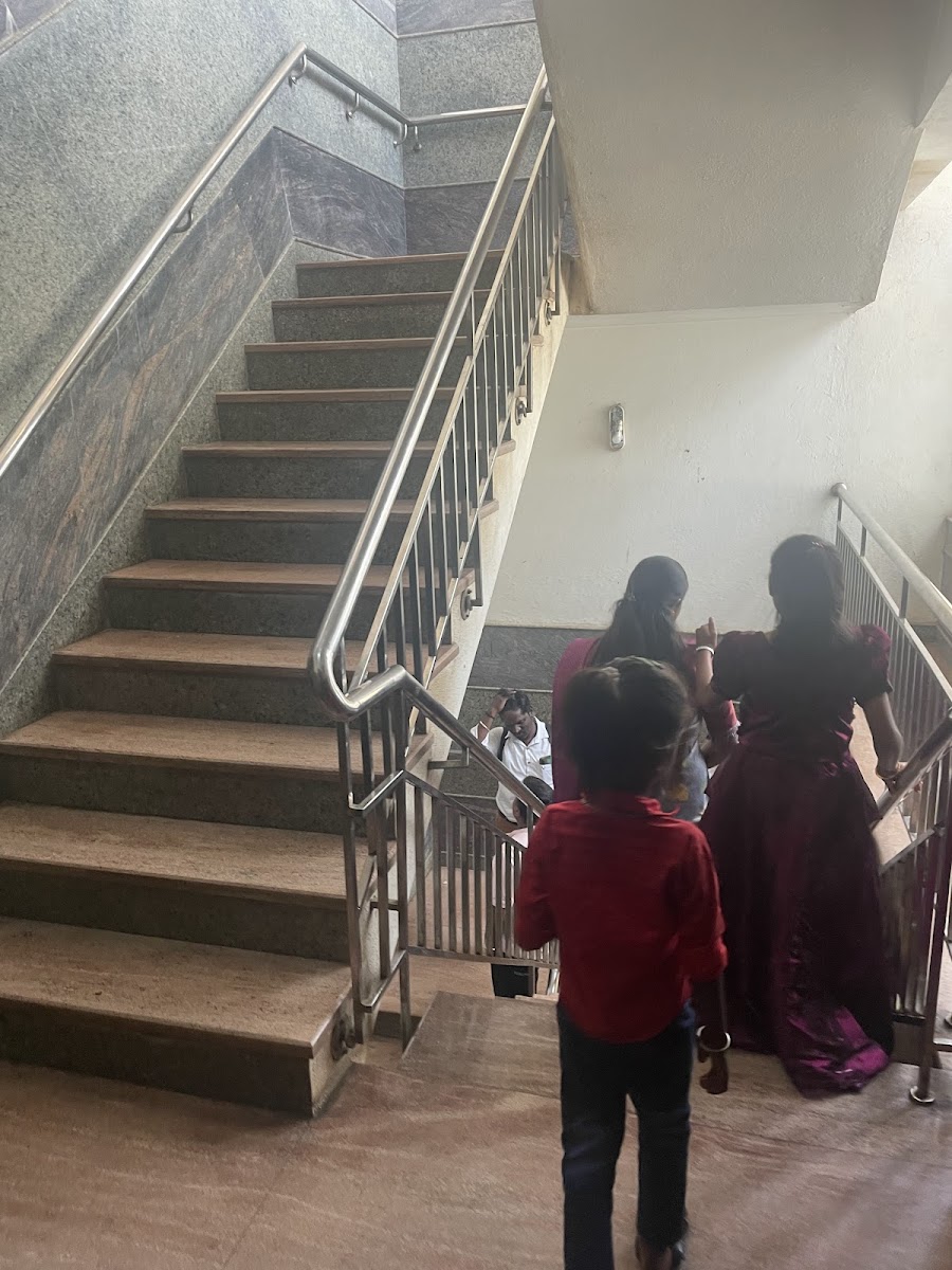 SKM Convention Hall — Banquet Hall in Magadi Main Road, Bangalore (on-site parking, in-house decoration, DJ permitted, bar service available) — photo 4